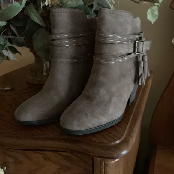 Booties - Picture 2 of 4